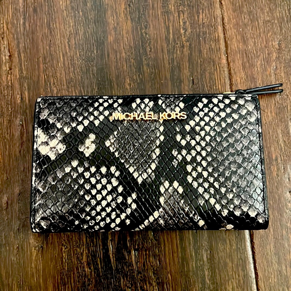 Michael Kors wallet